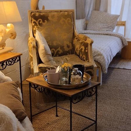 Le Laboratoire Shabby Chic De La Parfumerie Du Manoir Chavagne Zewnętrze zdjęcie